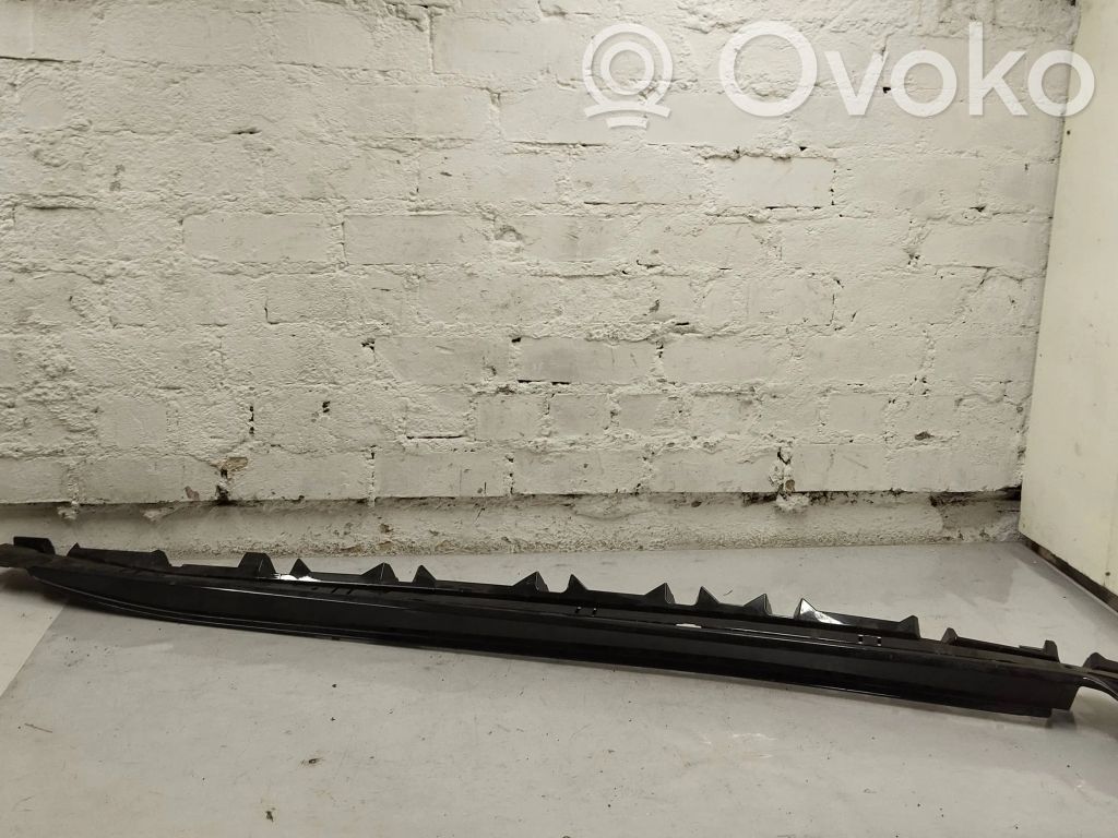 BMW i4 Sill supporting ledge 