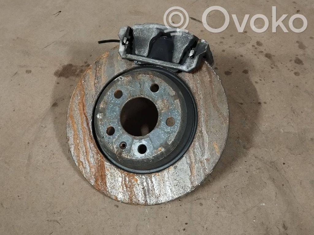 Audi A4 S4 B9 8W Задний суппорт 