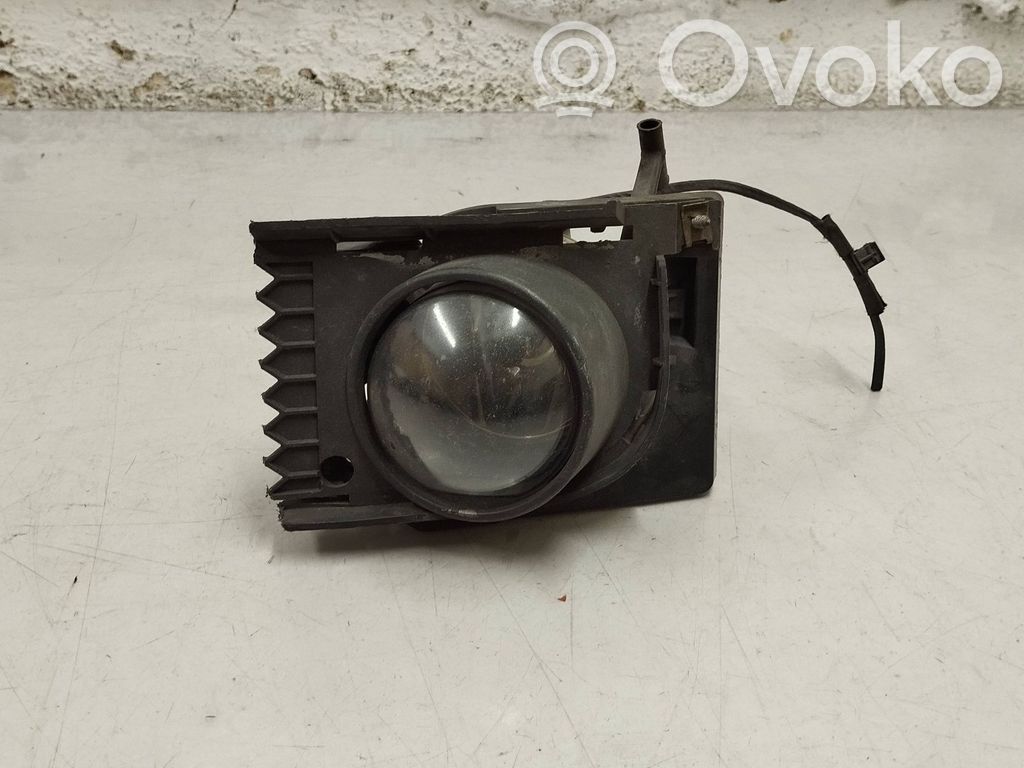 Miglas lukturis priekšā   6910792,63176910792