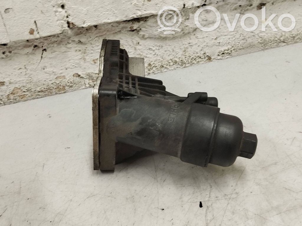 BMW 3 F30 F35 F31 Oil filter mounting bracket 