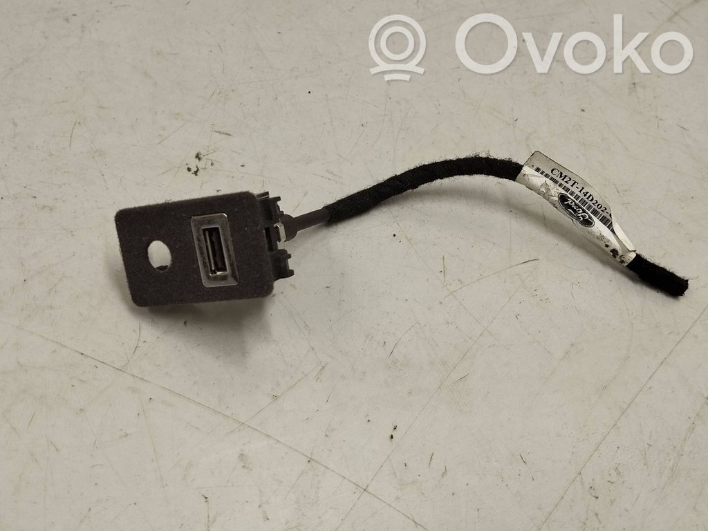 Ford S-MAX Enchufe conector USB 