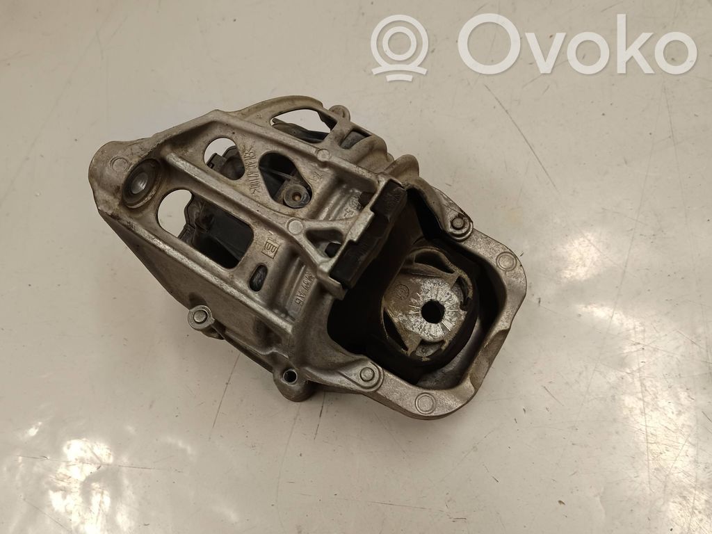 Engine mount bracket   4M0199371FF