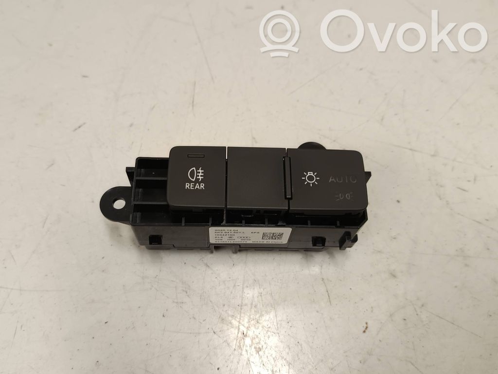 Audi A3 8Y Light switch 