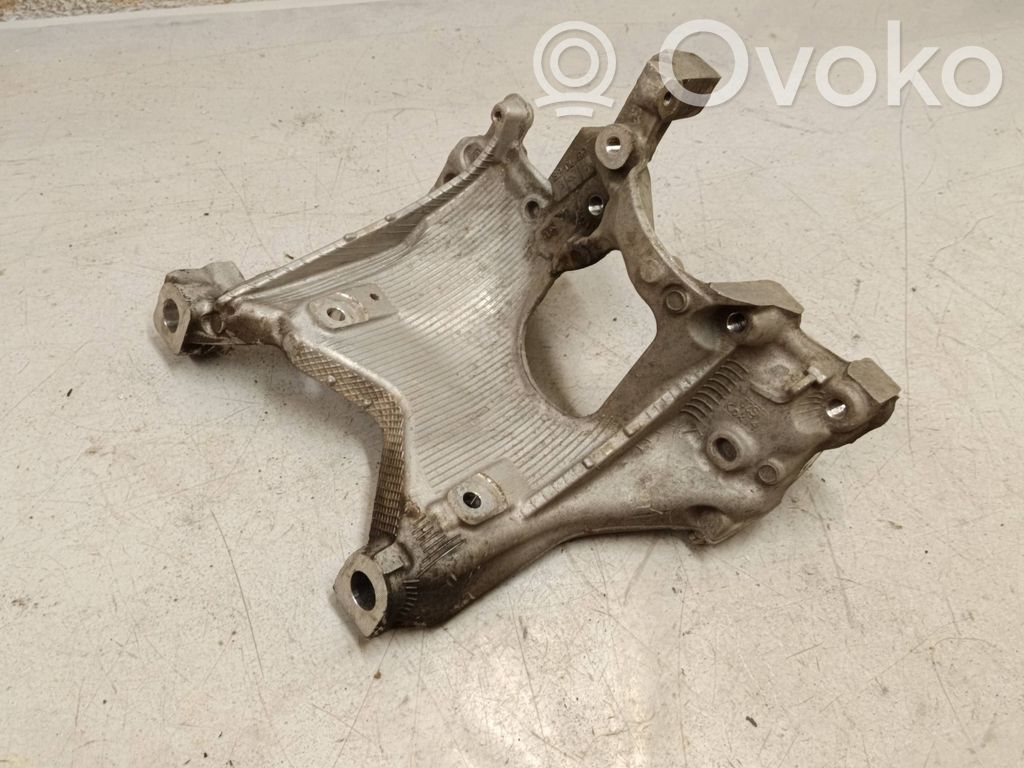 Audi A5 Engine mounting bracket 