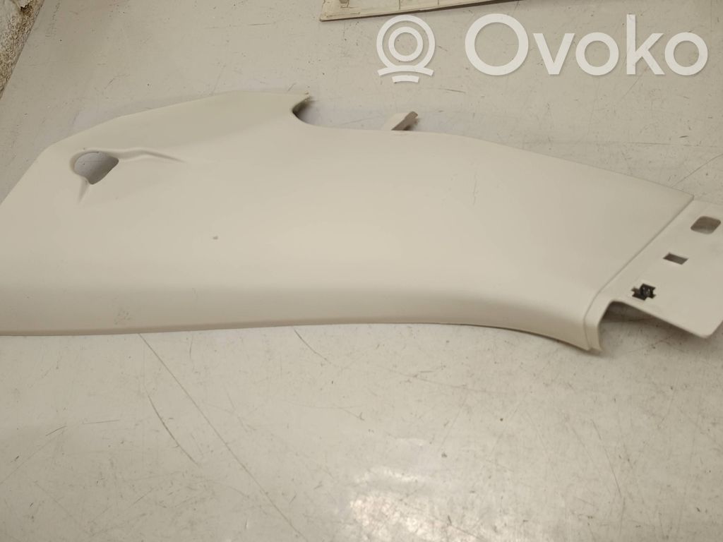 Porsche Cayenne (92A) Capac stâlp (C) 