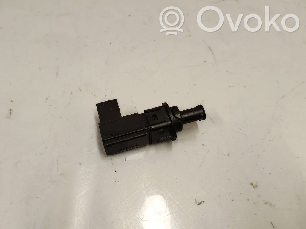 Jeep Grand Cherokee Brake pedal sensor switch 