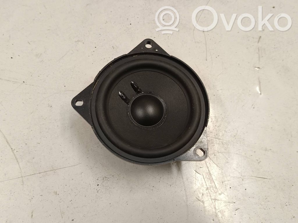 BMW 5 G60 G61 Front door speaker 