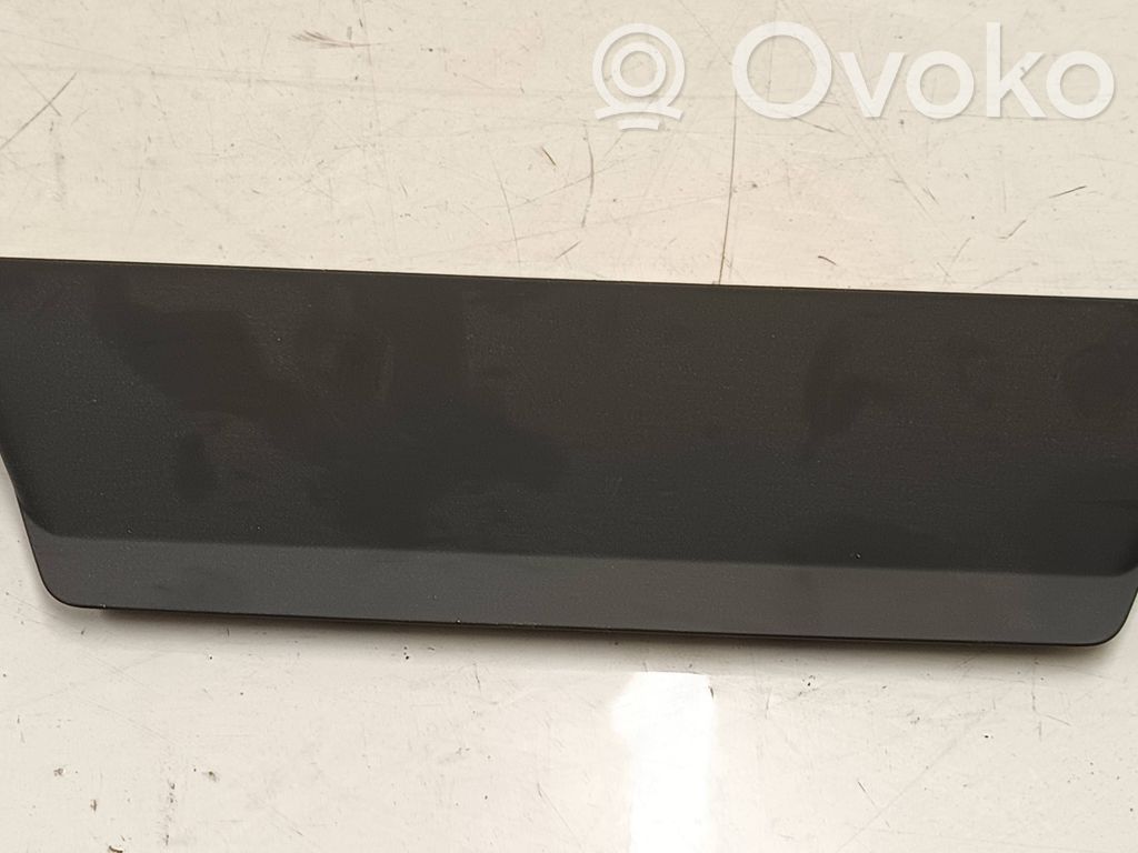 Cupra Leon Radio/GPS head unit trim 
