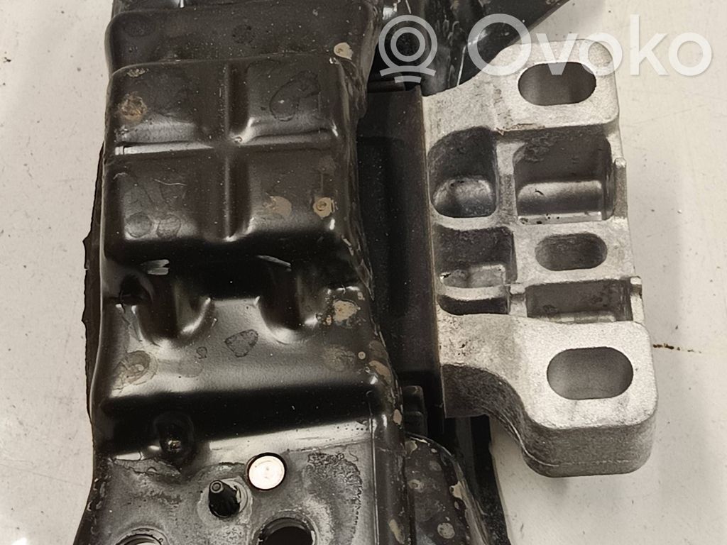 Cupra Leon Engine mount bracket 