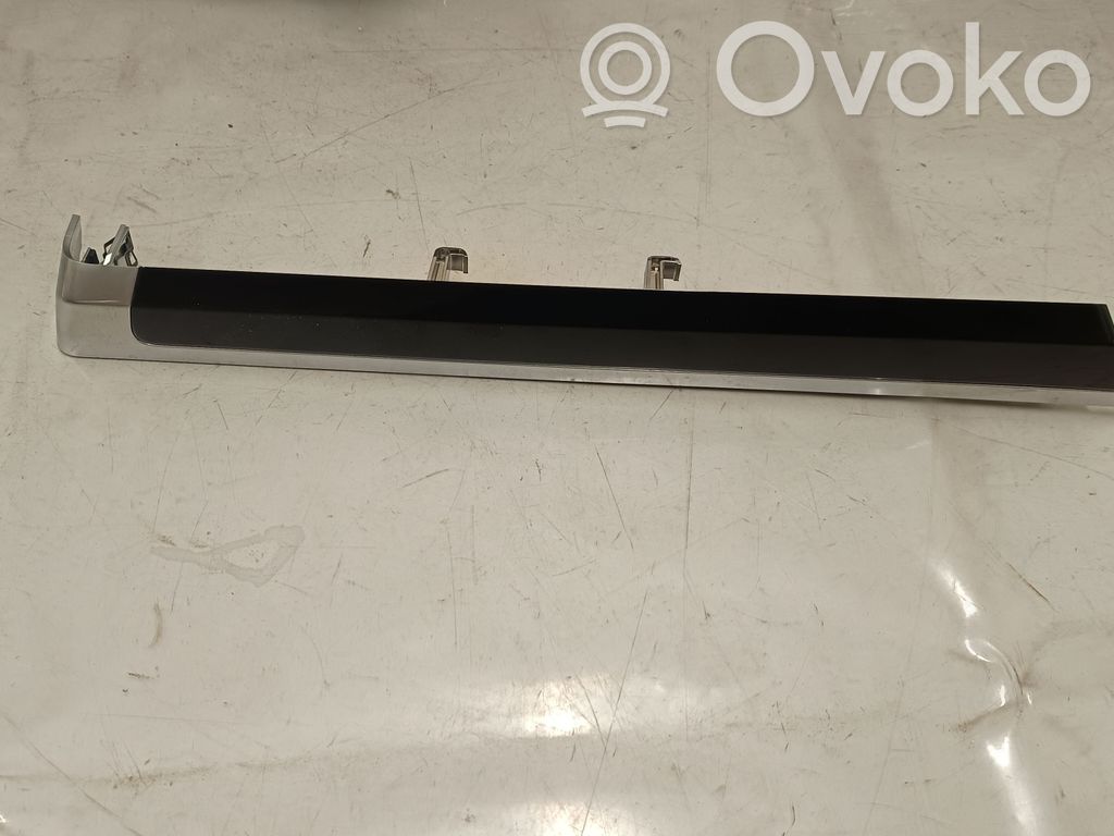 Porsche Cayenne (92A) Listwa tapicerki drzwi przednich 