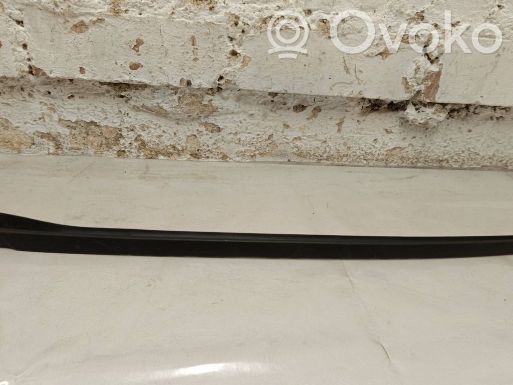 BMW i4 Windshield trim 