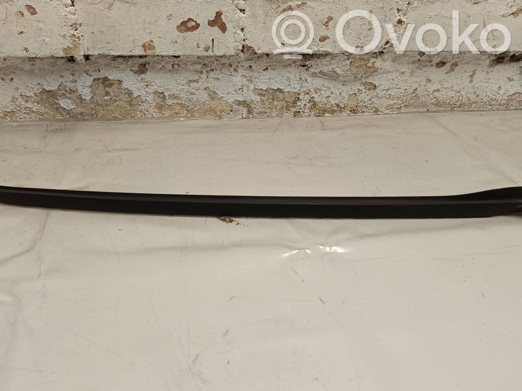 BMW i4 Windshield trim 