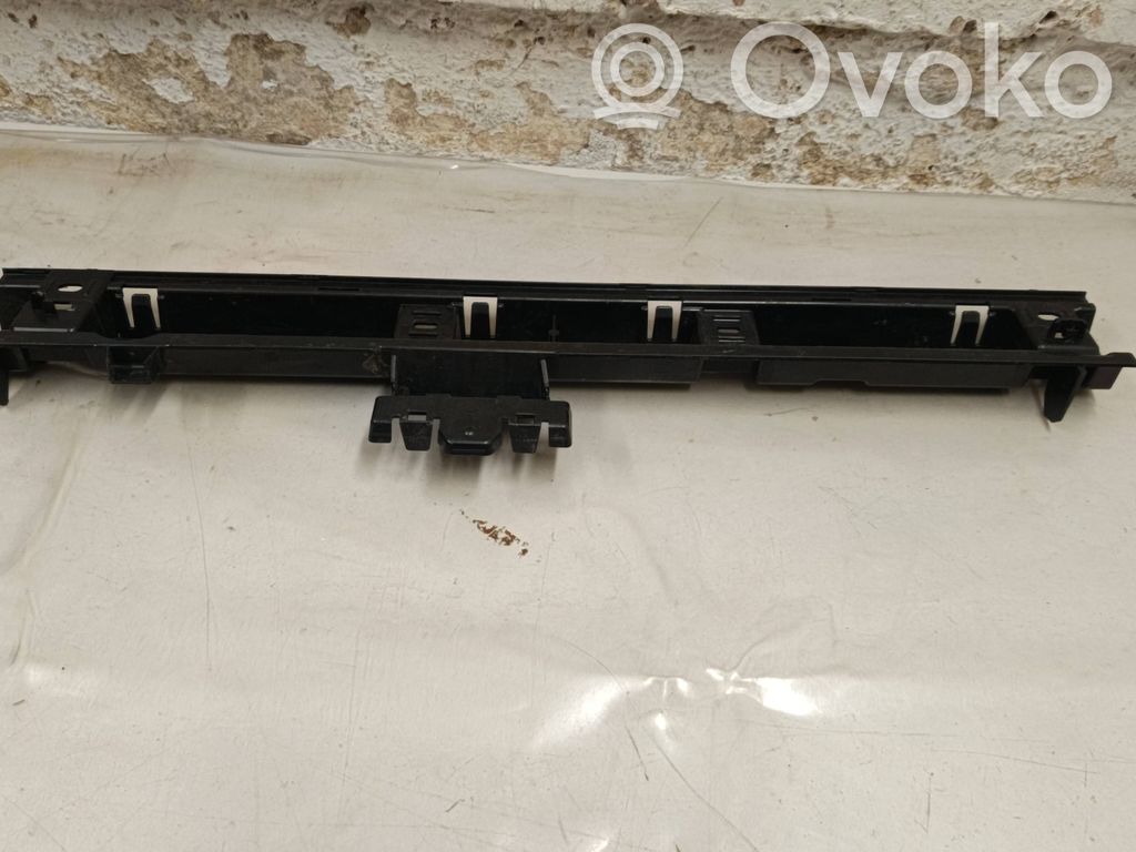 BMW i4 Sill supporting ledge 
