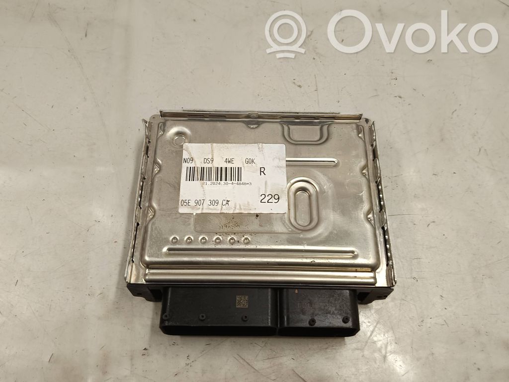 Engine control unit/module   05E907309
