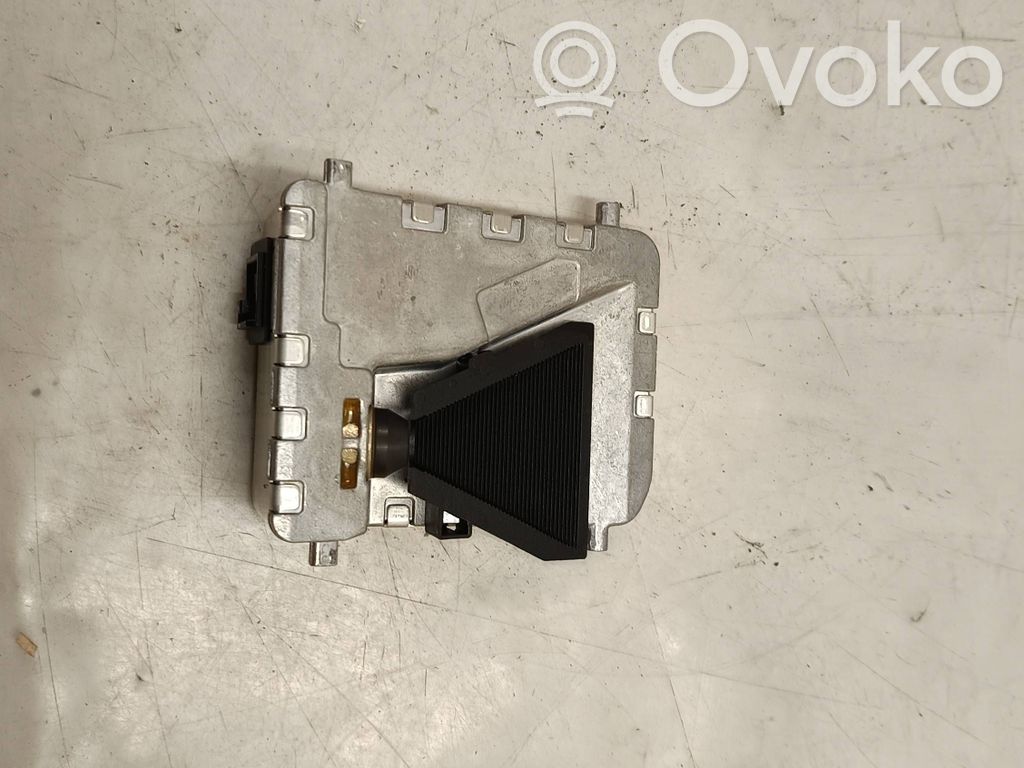 Mercedes-Benz E W212 Frontkamera Windschutzscheibe Frontscheibe 