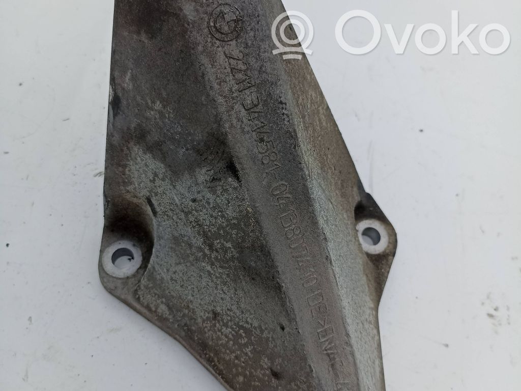 BMW X3 E83 Engine mounting bracket 