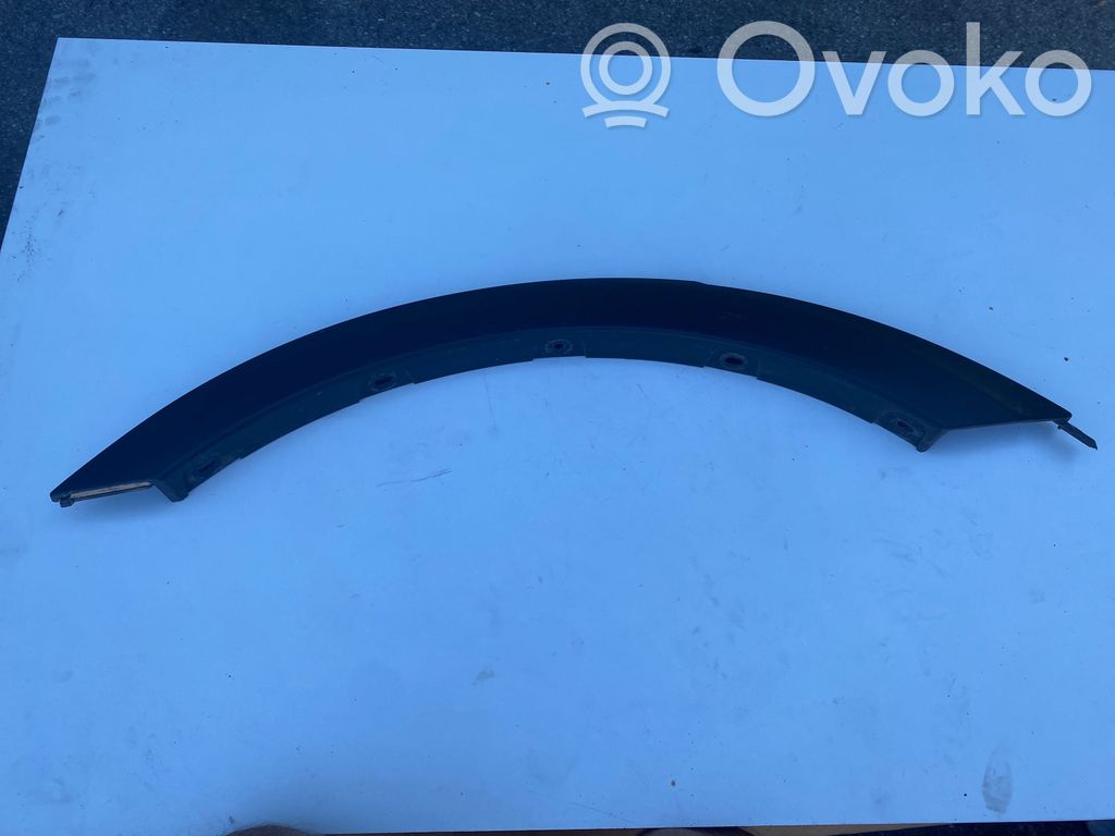 BMW X3 E83 Priekšējās arkas apdare 