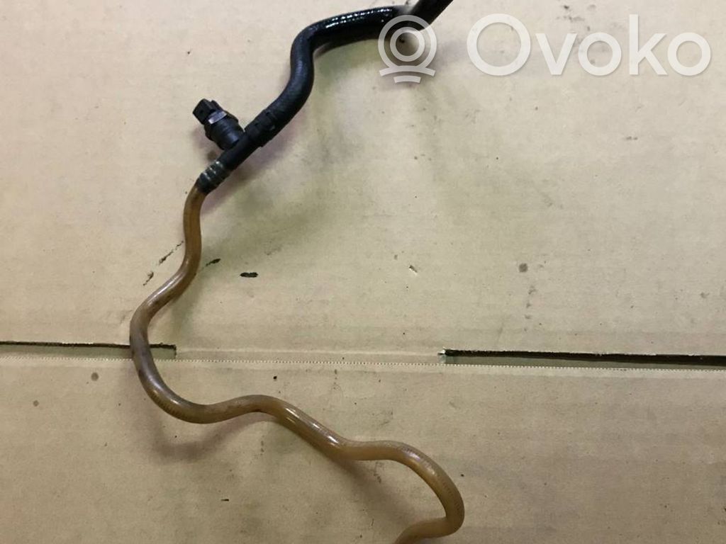 BMW 5 E60 E61 Fuel line pipe 