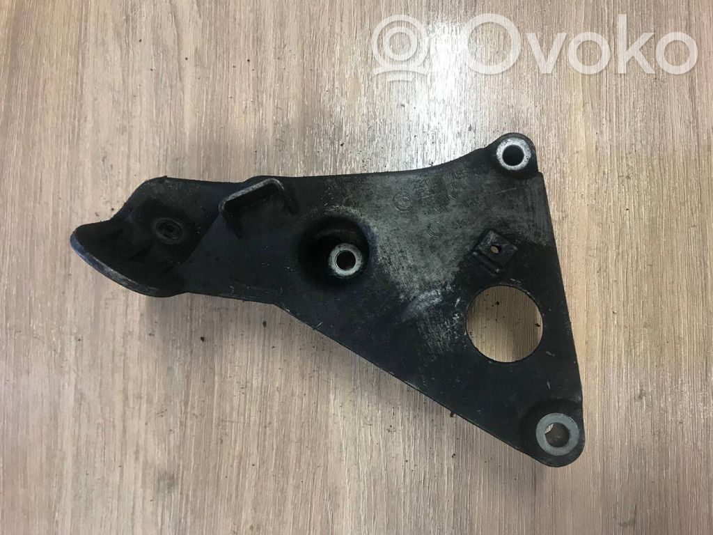 BMW 5 E60 E61 Halterung Lager Motor 