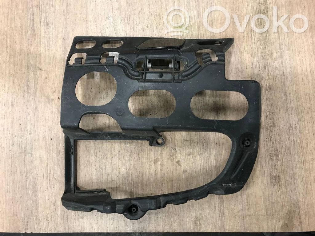 BMW 5 E60 E61 Soporte del parachoques delantero 