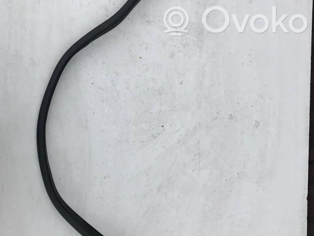 BMW 5 E60 E61 Engine compartment rubber 