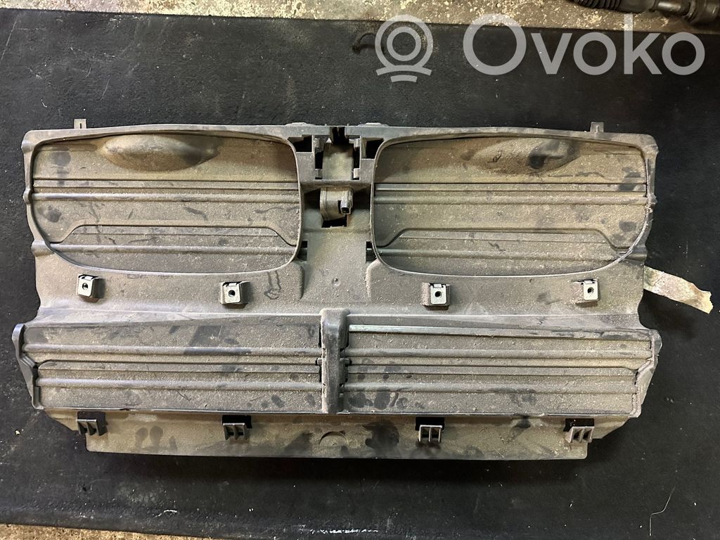 BMW X5 E70 Intercooler air guide/duct channel 