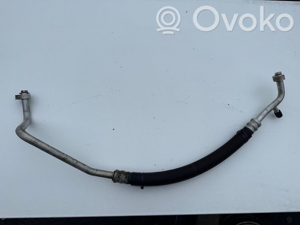 Ilmastointilaitteen putki (A/C)   BB5147F618