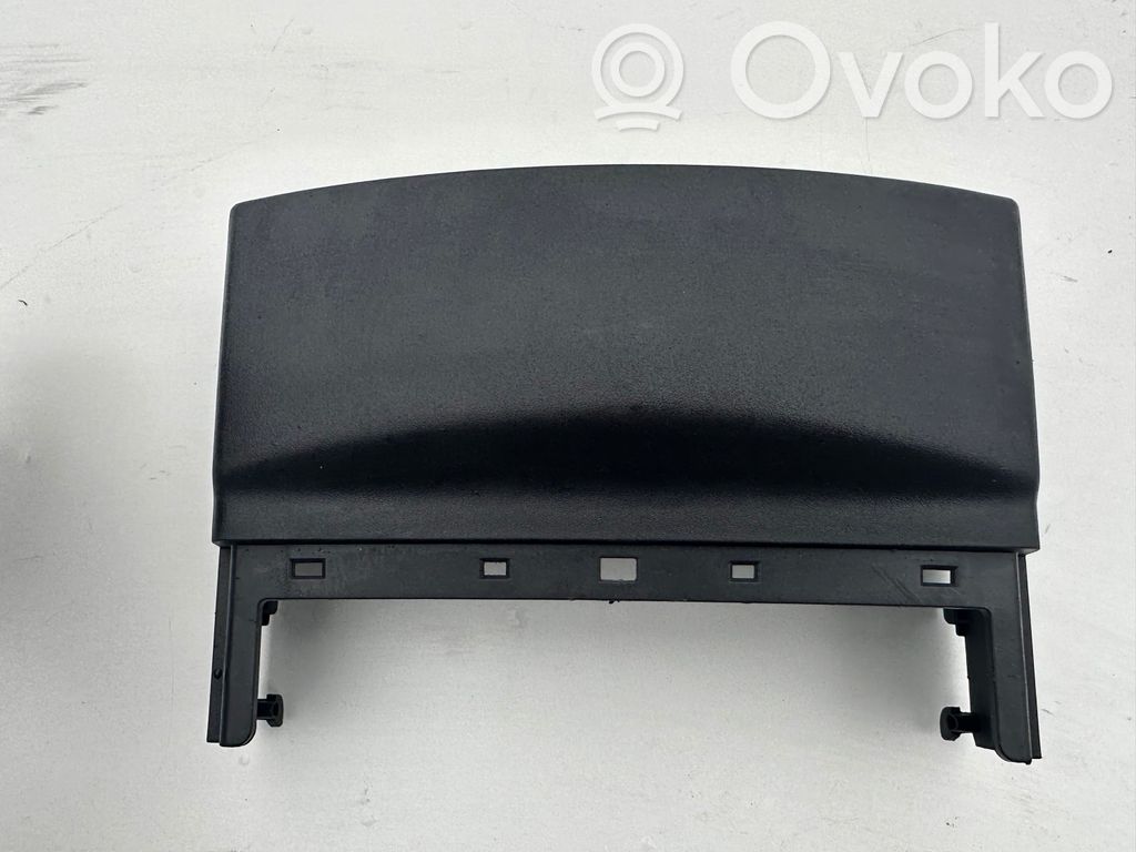 Vairo ašies apdaila   BB533530,M9DM0,T9953