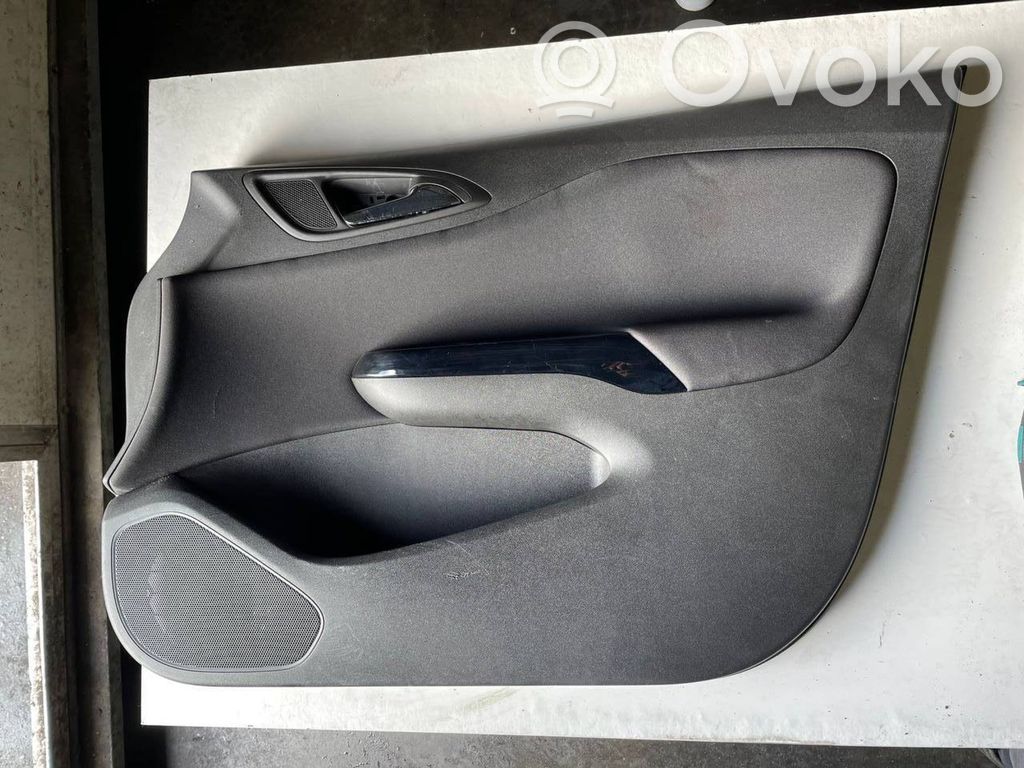 Opel Corsa E Front door card panel trim 