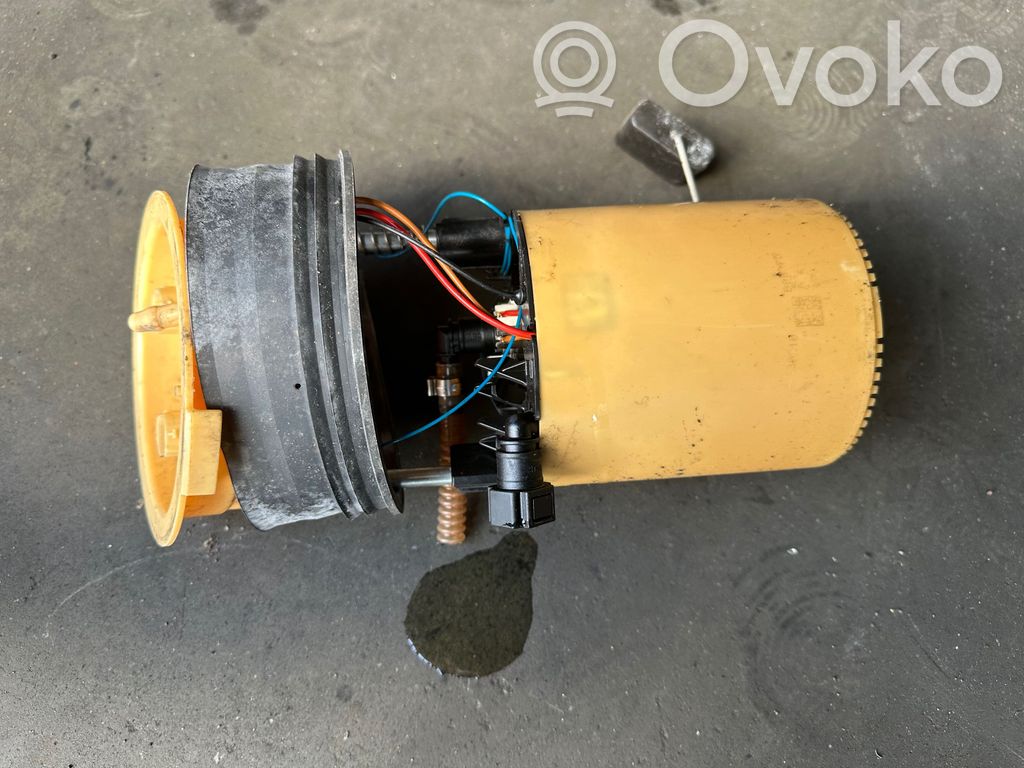 Bomba interna de combustible   8528527