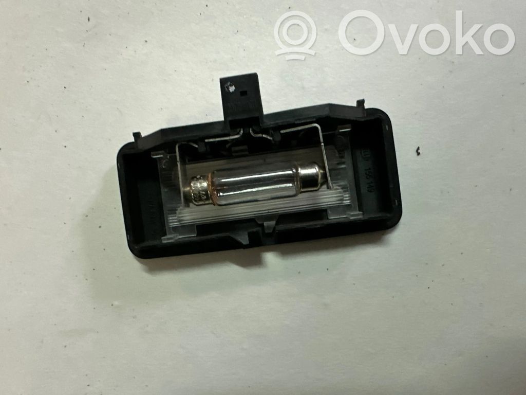 Front seat light   6962013