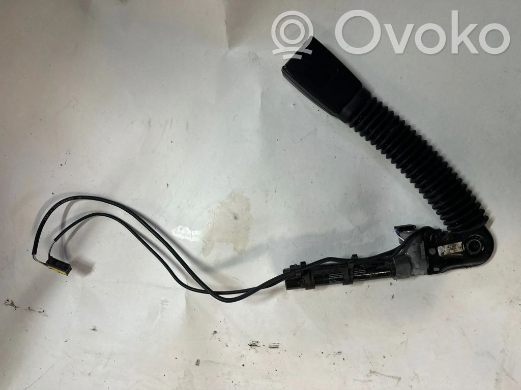 BMW 1 E81 E87 Etuistuimen turvavyön solki 