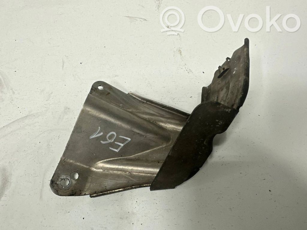 BMW 5 E60 E61 Sonstiges Einzelteil Unterboden 