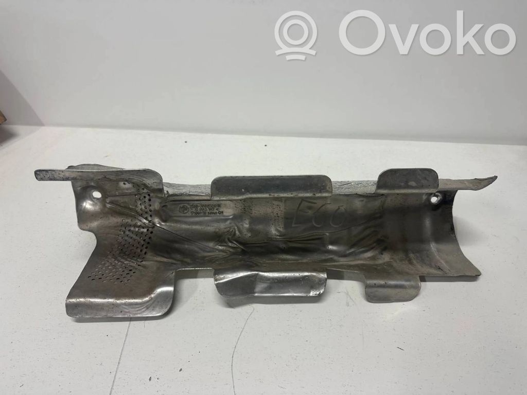 Protección térmica del escape   7033724,17106110,AL995W
