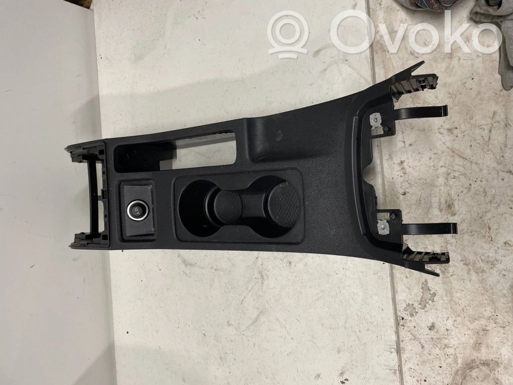 Seat Leon (5F) Center console 