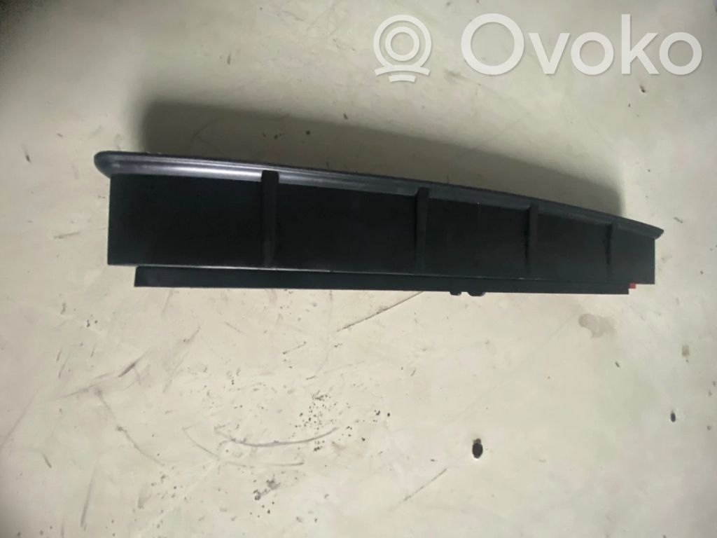 Audi A3 S3 8V Third/center stoplight 