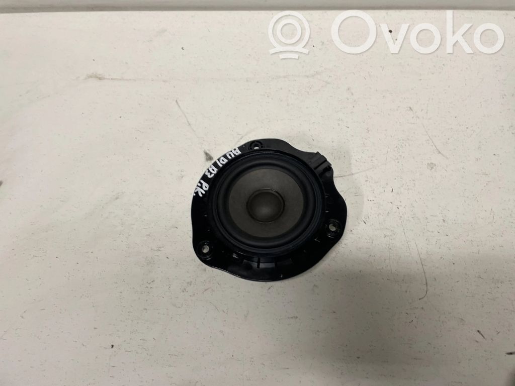 Audi A3 S3 8V Altavoz de la puerta delantera 