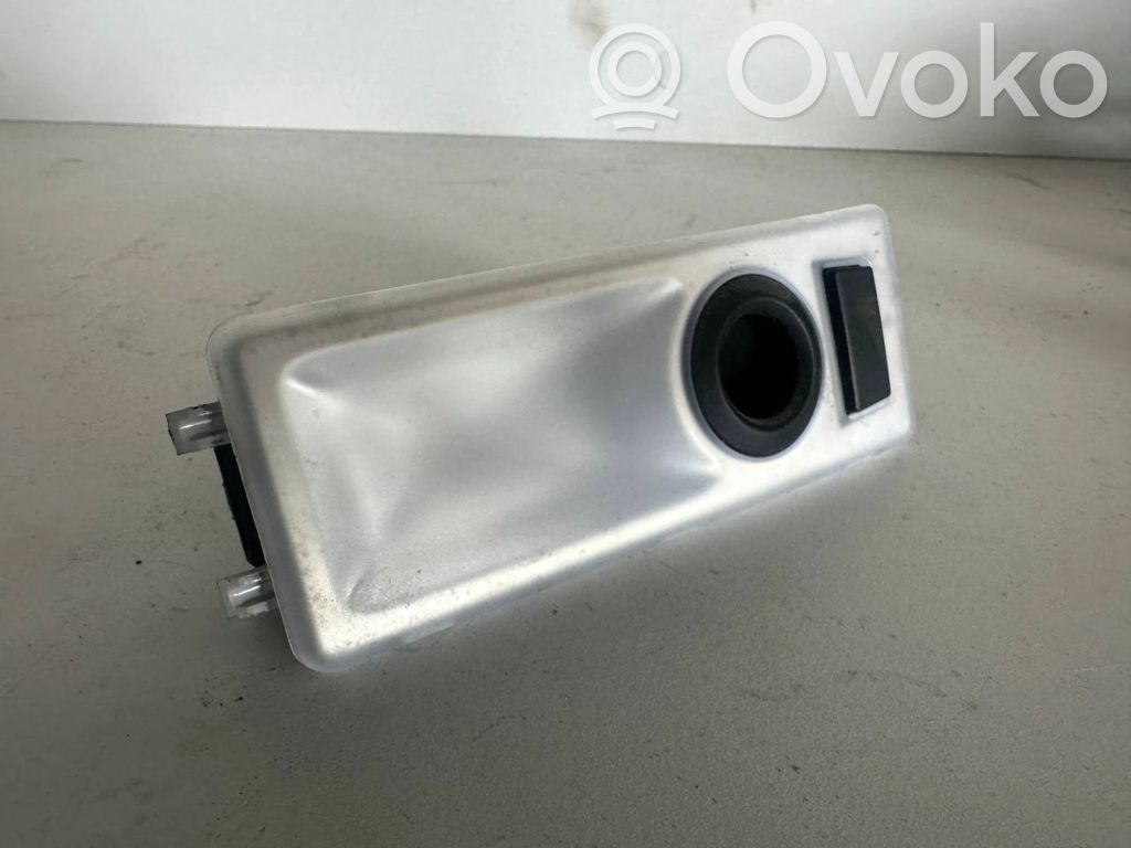 BMW 3 E90 E91 Rear seat light 