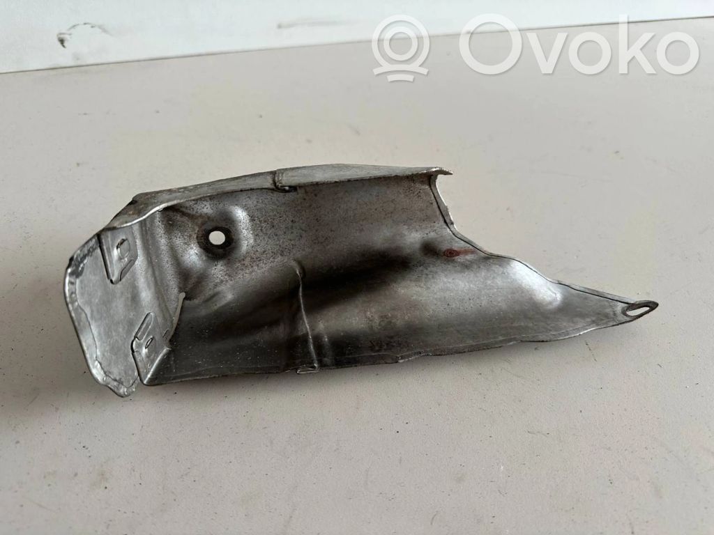 BMW X5 E70 Protección térmica del escape 