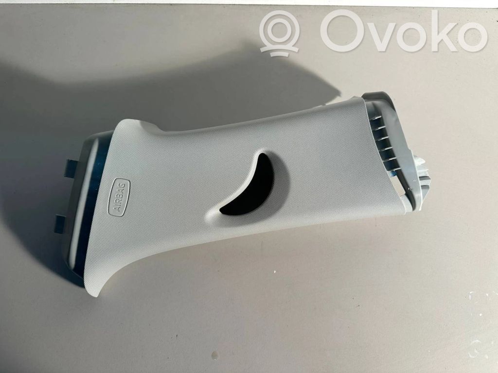 Skoda Kodiaq Osłona środkowa słupka / C 