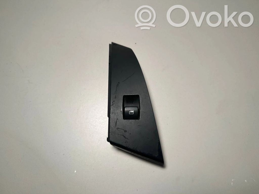 BMW 5 E60 E61 Electric window control switch 
