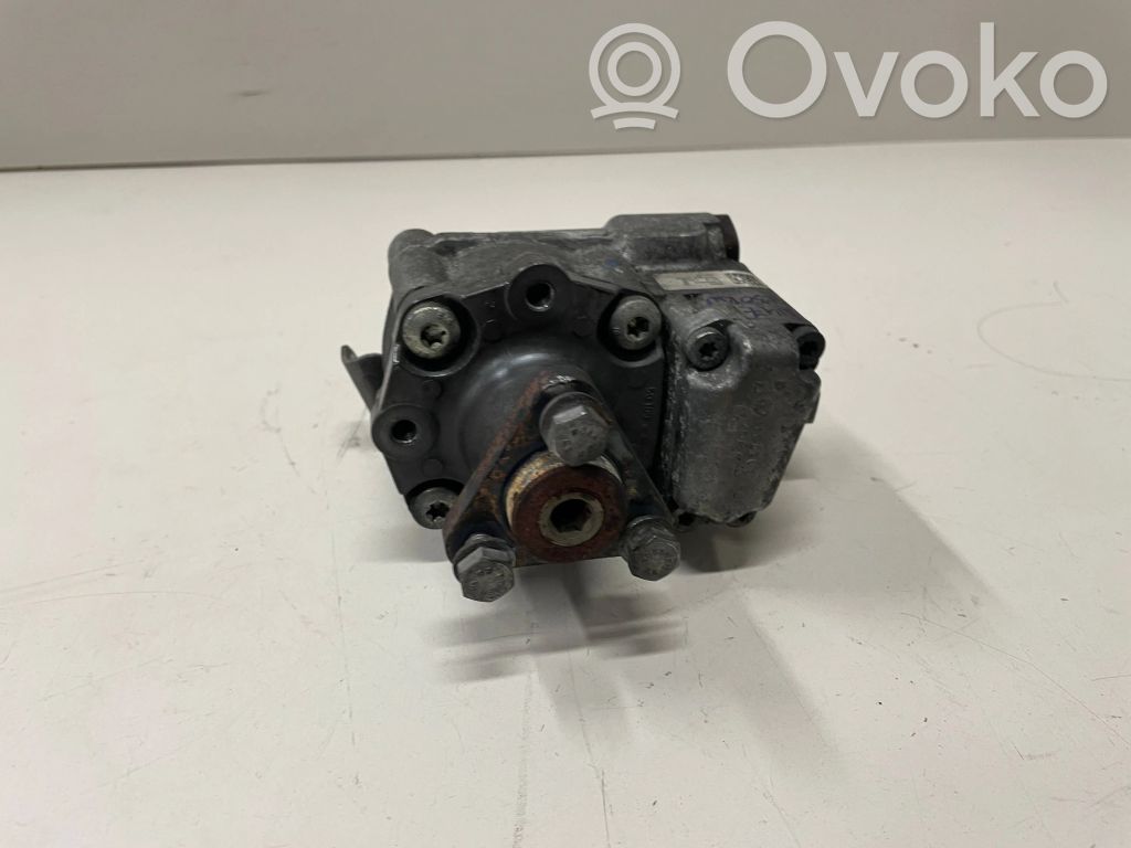 BMW 3 E90 E91 Power steering pump 