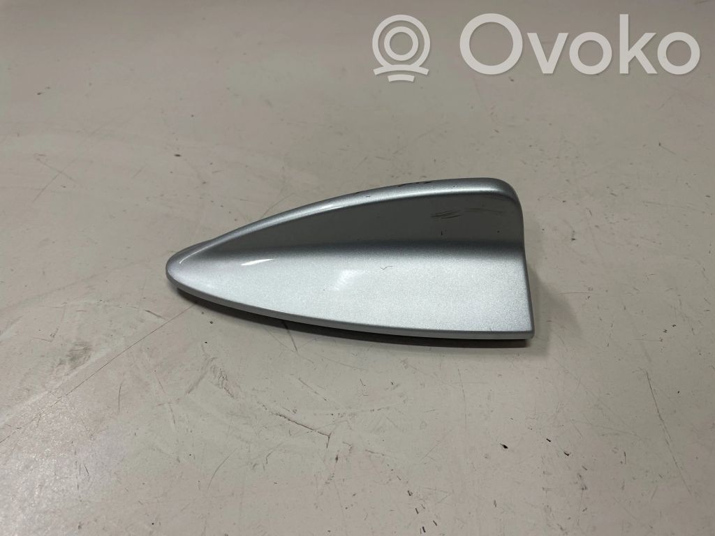 BMW 3 E90 E91 Kattoantennin (GPS) suoja 