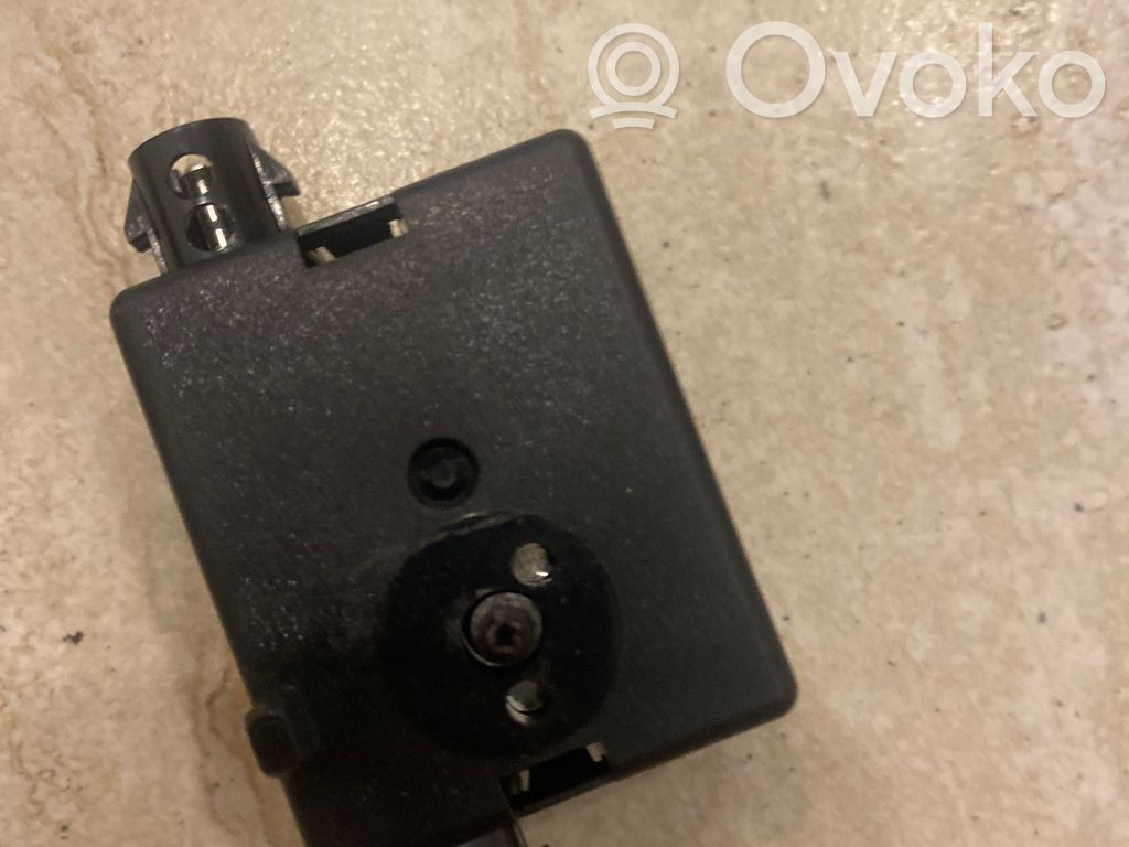 BMW 2 F45 Amplificatore antenna 