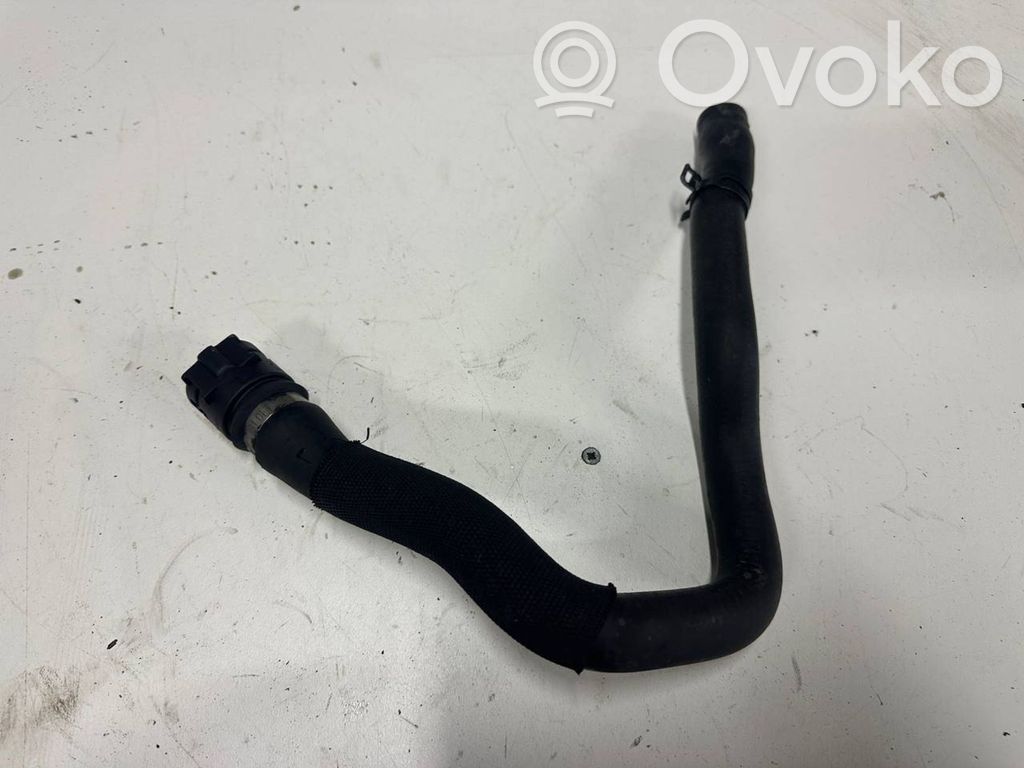 BMW X3 E83 Engine coolant pipe/hose 