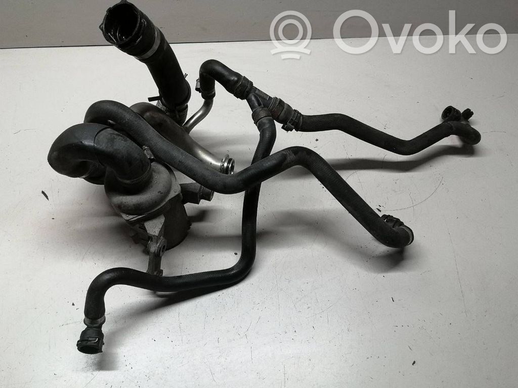 BMW 3 E90 E91 Water pump 