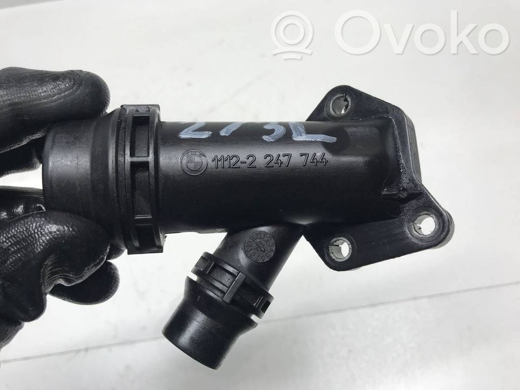 Engine coolant pipe/hose   2247744