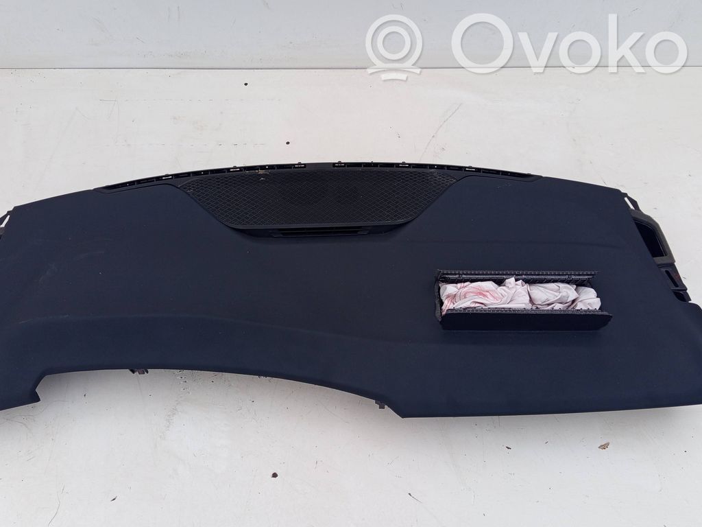 BMW 2 Active Tourer U06 Dashboard 