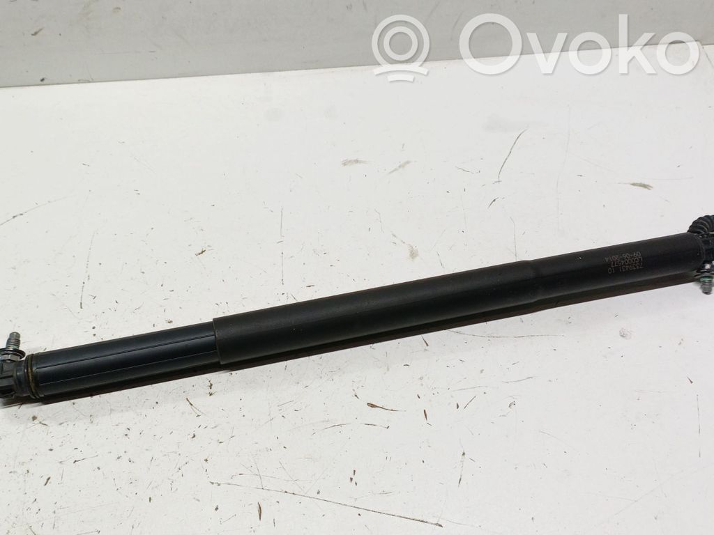BMW X4 F26 Amortyzator / Siłownik tylnej klapy bagażnika 
