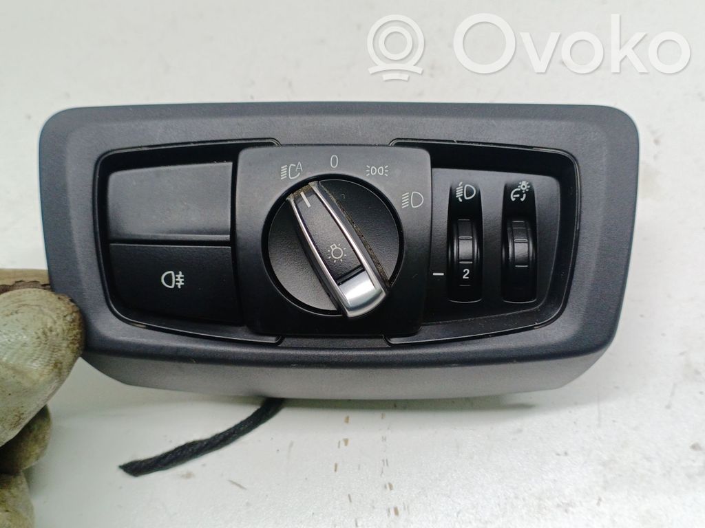 BMW 2 F46 Light switch 